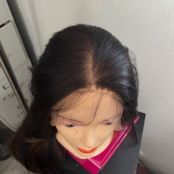 New lace front free part wig Melvina color Dark Brown with a lighter brown - Picture 5 of 10